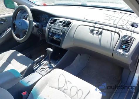 2002 Honda Accord 2.3 Lx из США, поврежденный, VIN 1HGCG66582A161645